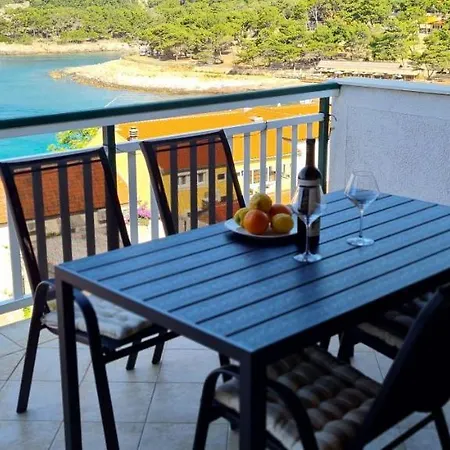 Moli Onte Apartment *