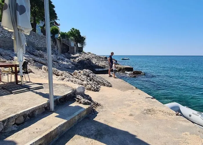 Moli Onte Daire